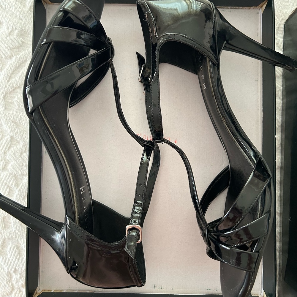 Lauren Ralph Lauren Black Patent T-Strap Heels, 9.5 - Picture 4 of 5